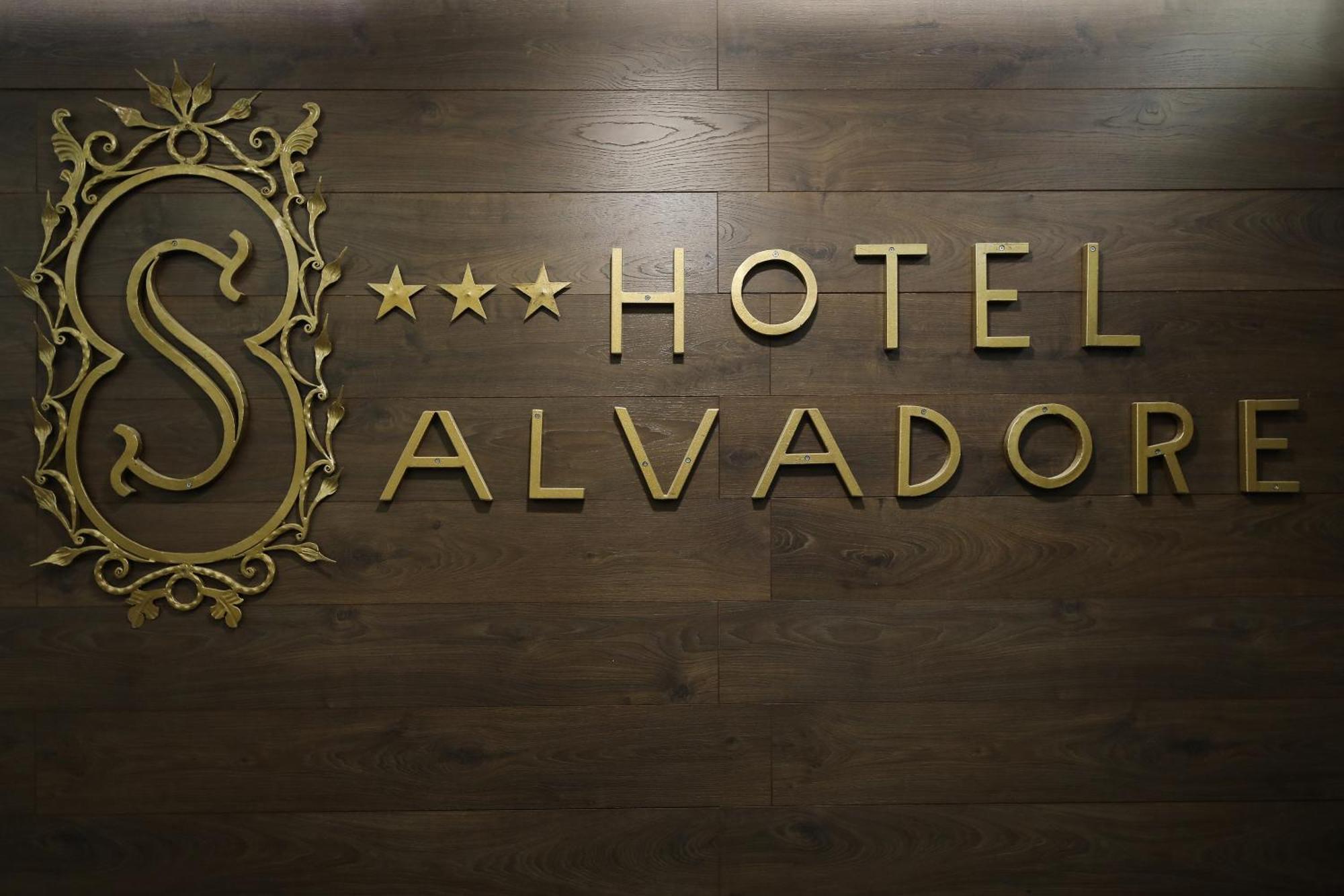 Hotel Salvadore Vlorë Exterior foto