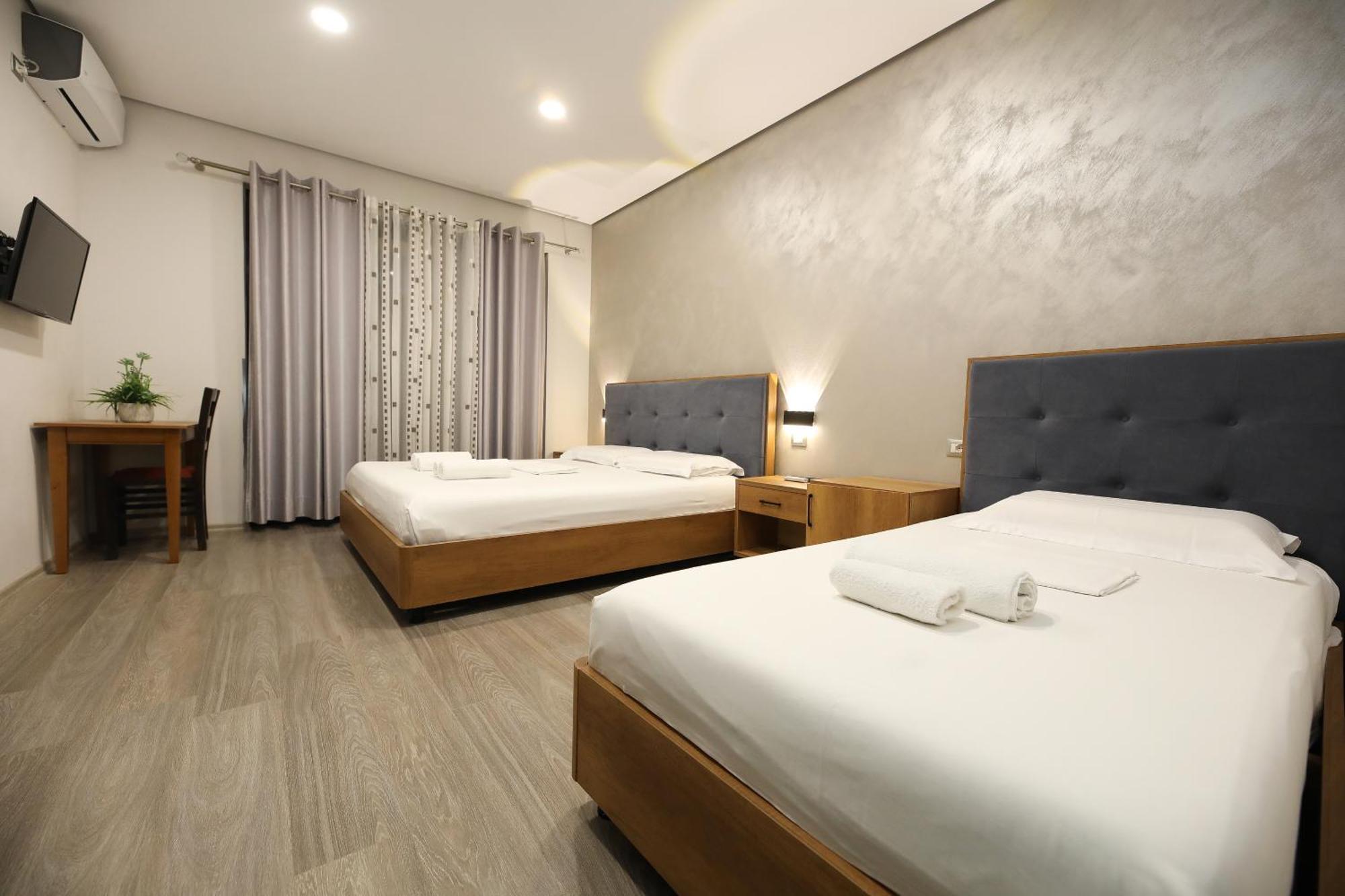 Hotel Salvadore Vlorë Exterior foto